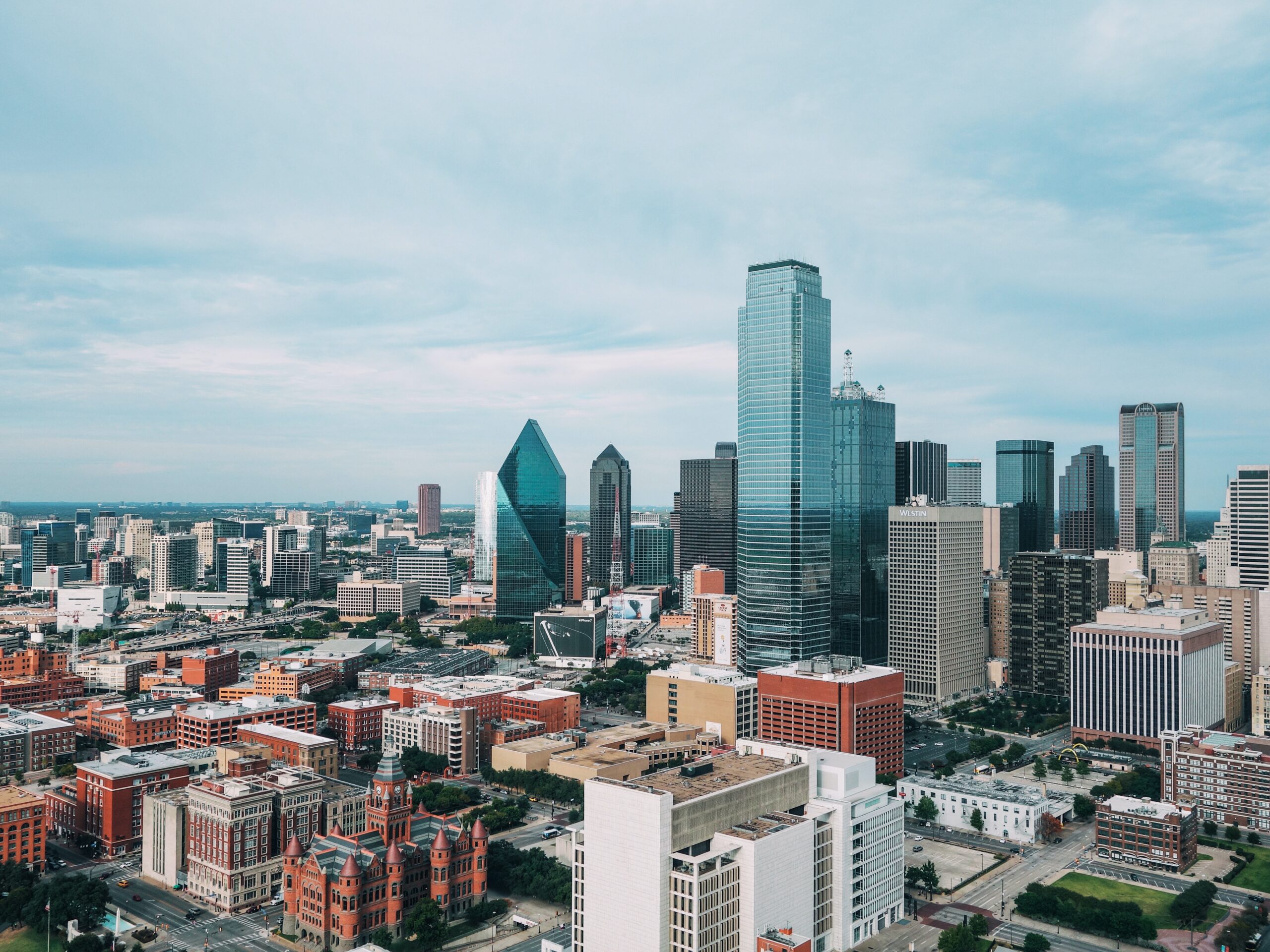 dallas cityscape skyscrapers apartment in dallas tx