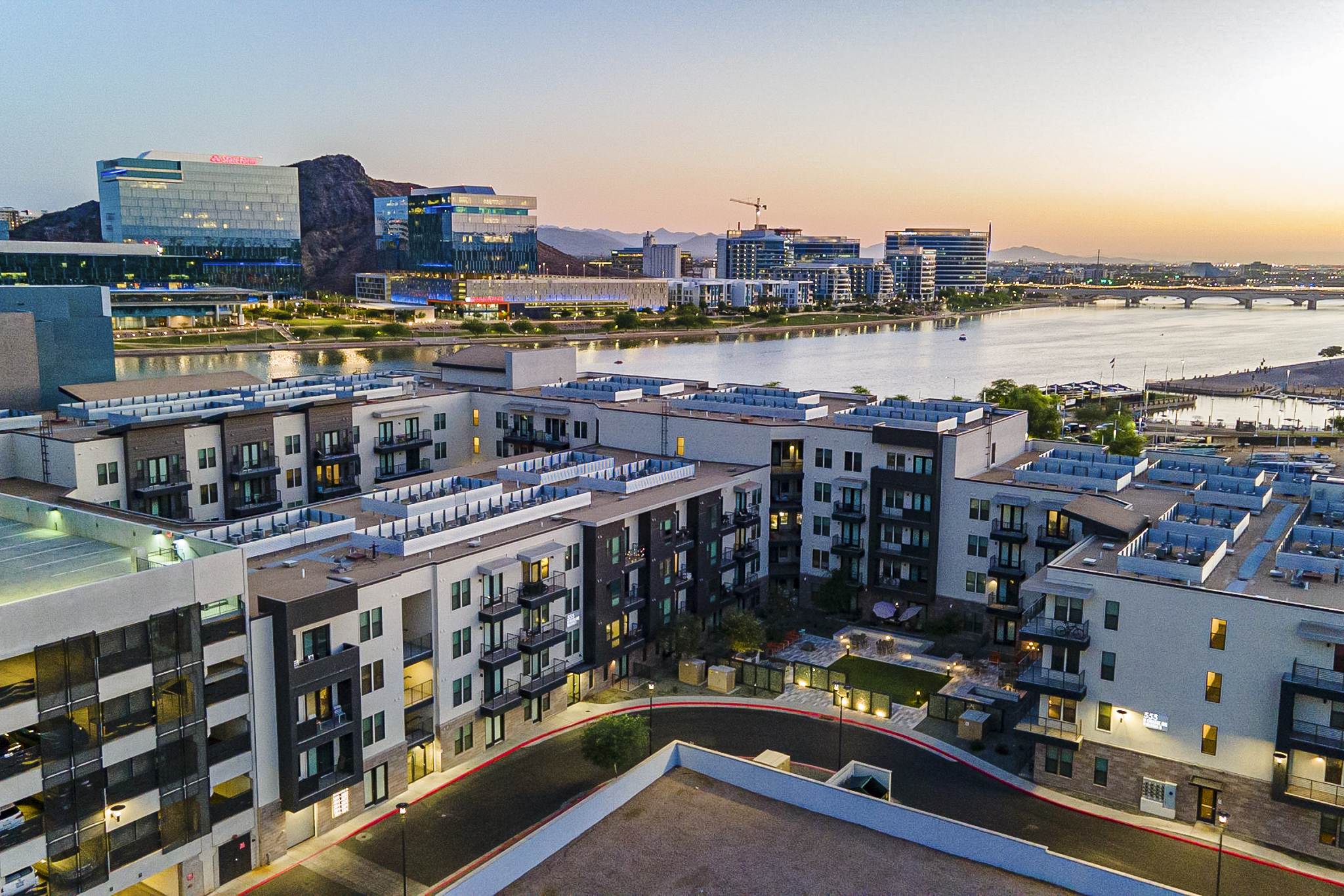 Vela at Tempe Town Lake