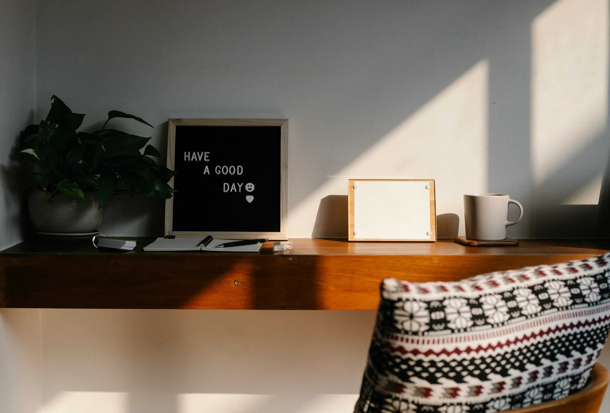 Renter-Friendly Decorating Tips: How To Make Your RPM Apartment Feel Like Home