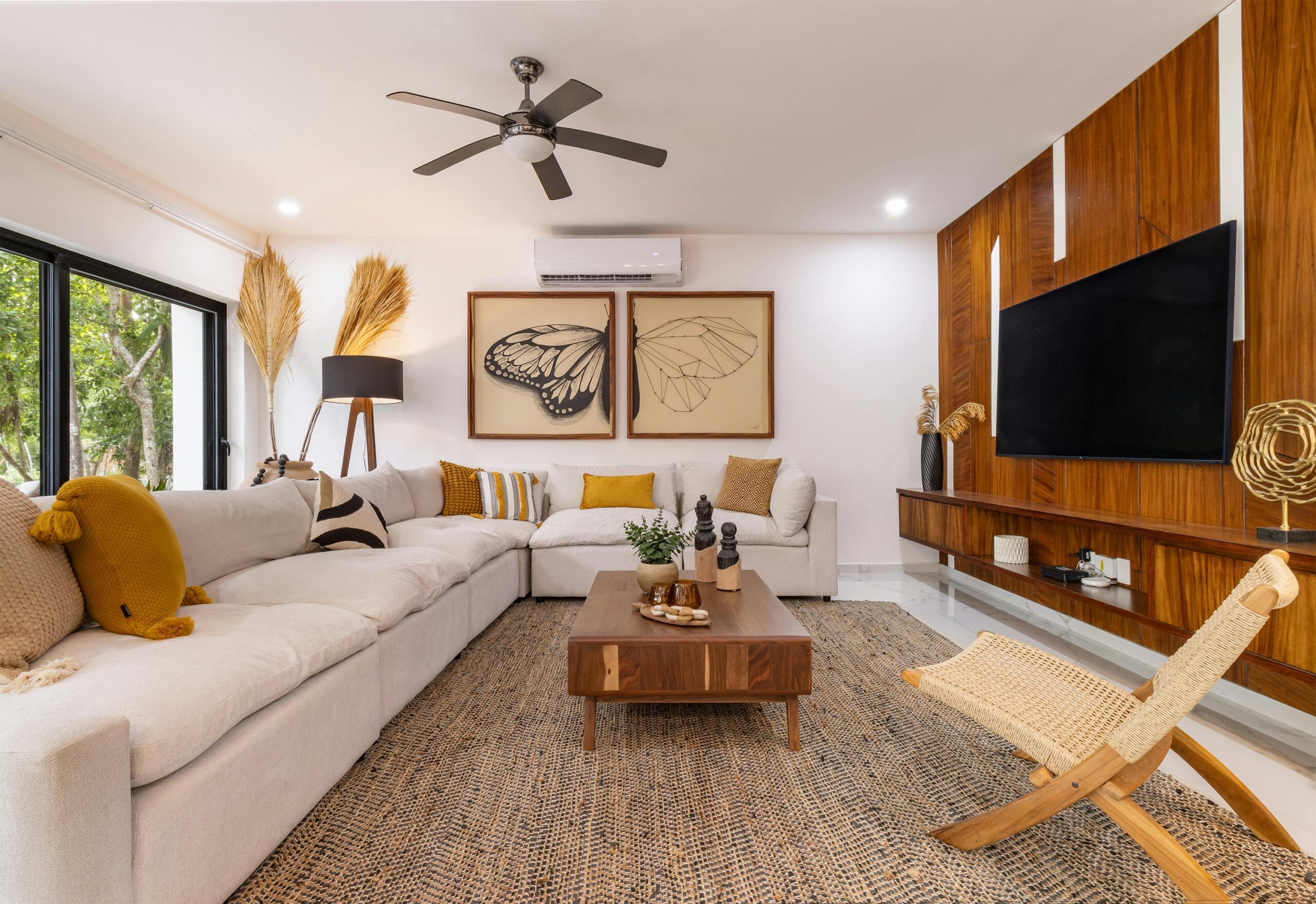 2025 Color Trends: Bold Meets Neutral (and How to Make It Work in Your RPM Apartment)