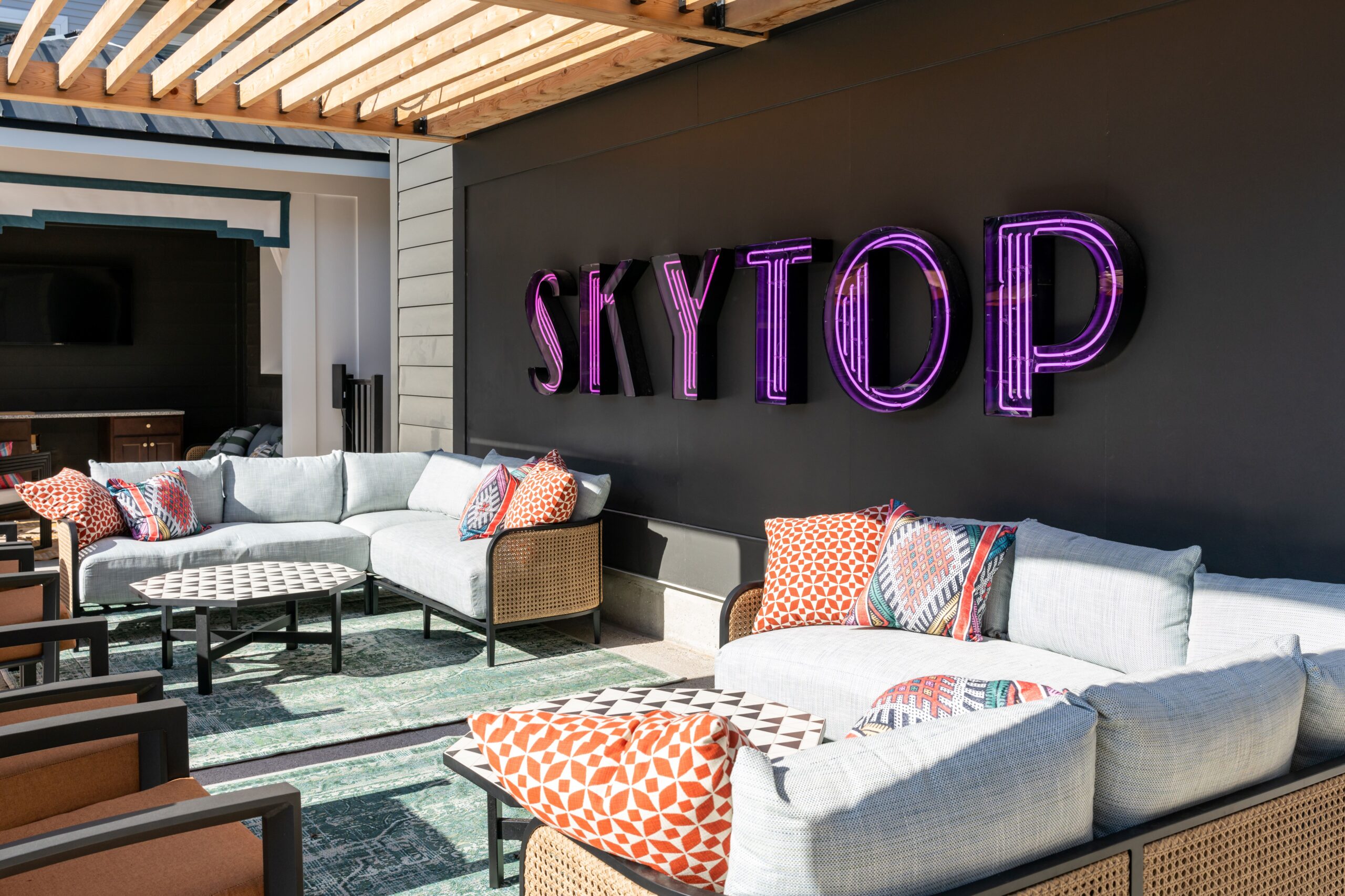 Skytop Apartments