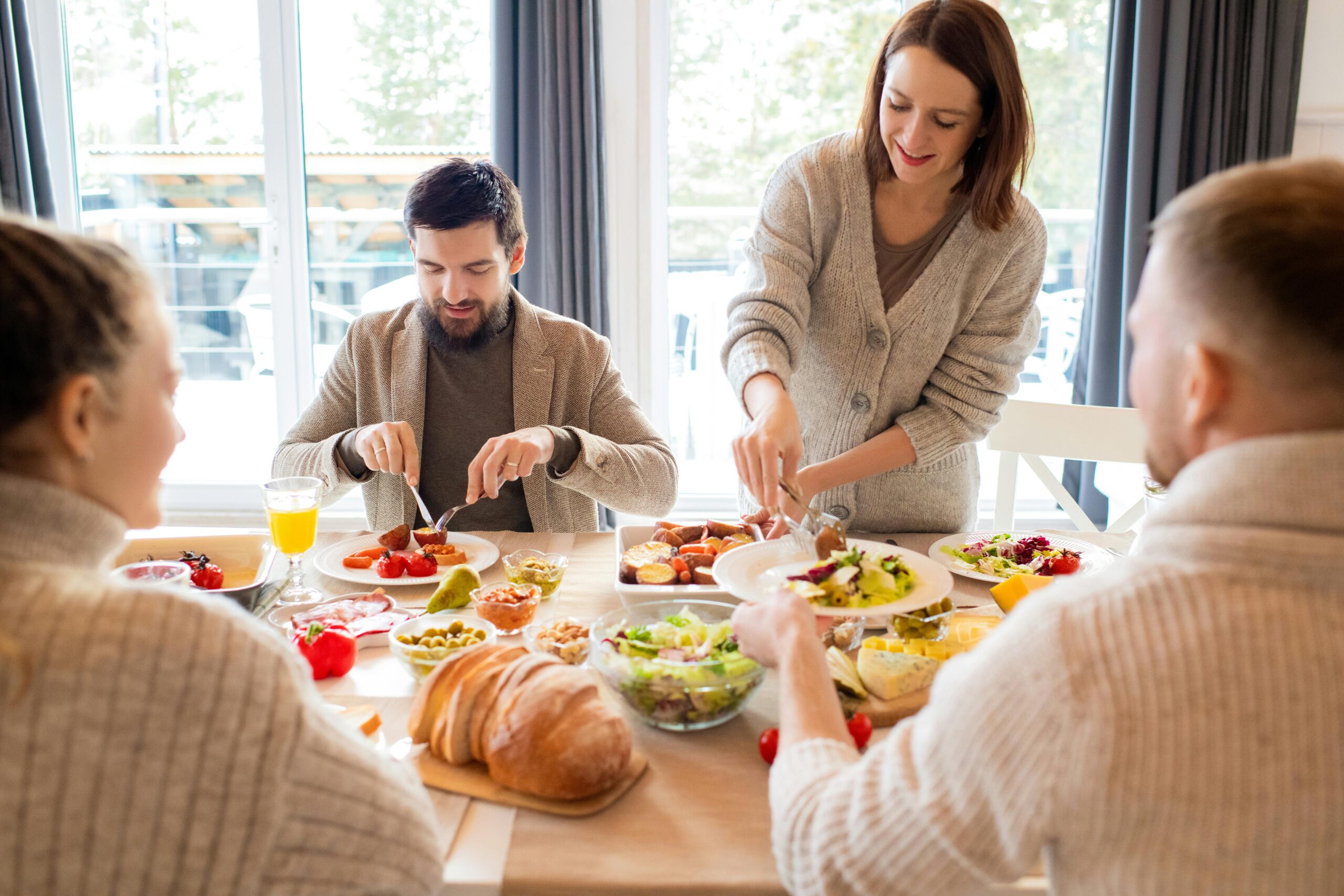Host Your Way: Personalized Thanksgiving Gatherings for Any Home at RPM Living