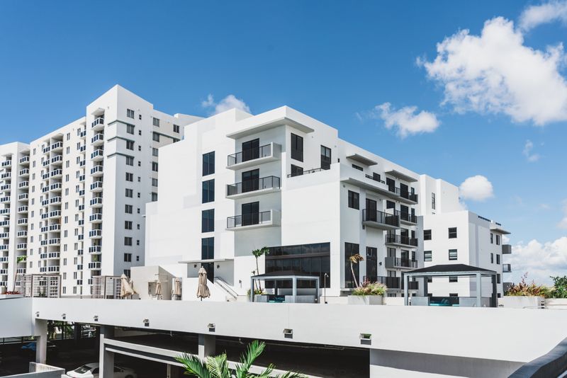 Picture of The Skylar