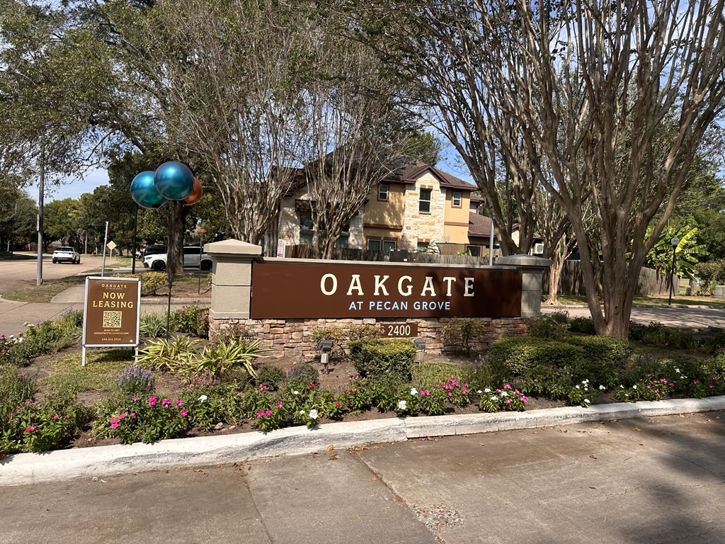 Oakgate at Pecan Grove